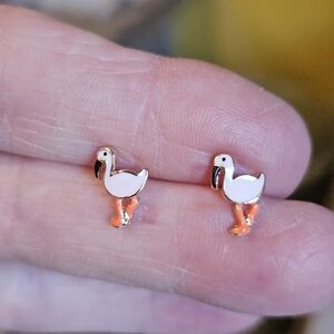 🦩Tiny STUD Flamingo Stud Earrings - NWOT🦩